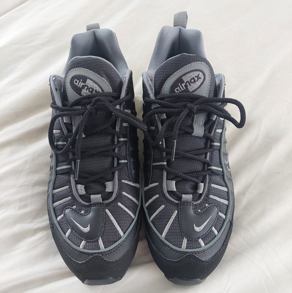 Nike Air Max 98 Men's Black Sneakers Size 10 - Picture 2 of 8